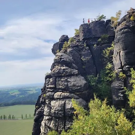 Lilienstein * ケーニッヒスシュタイン・アン・デ・エルベ